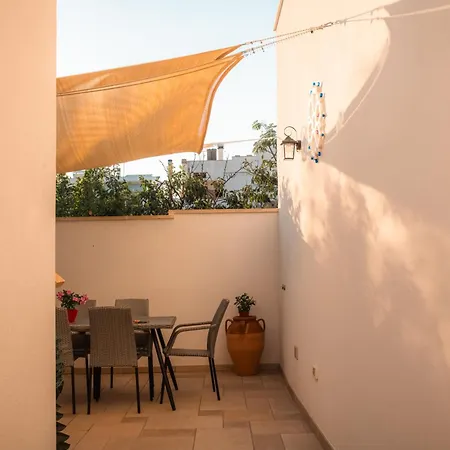 Dimora Stemar * タヴィアーノ